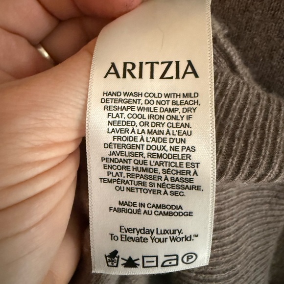 Aritzia Bare Cashmere Composition Sweater - Picture 6 of 8